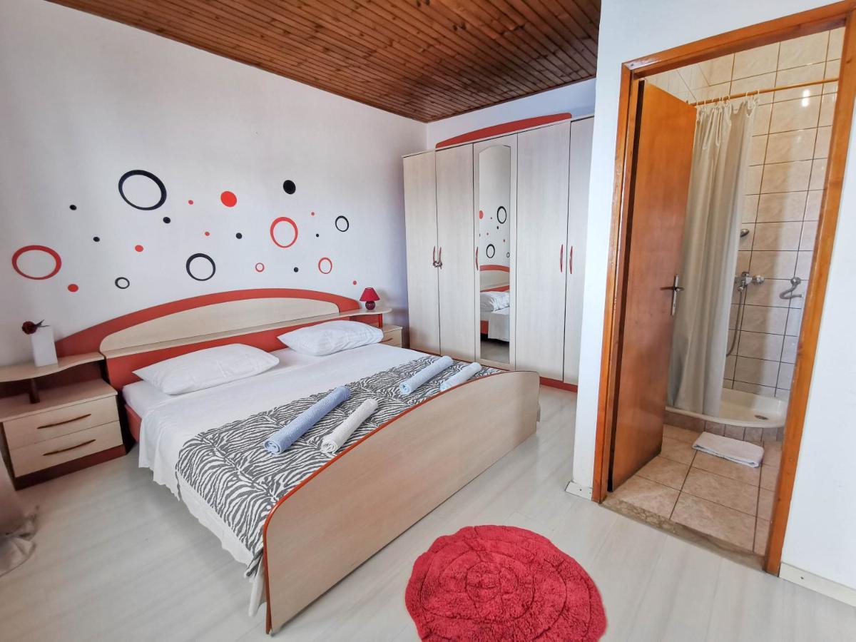 Turina Apartments Makarska Luaran gambar