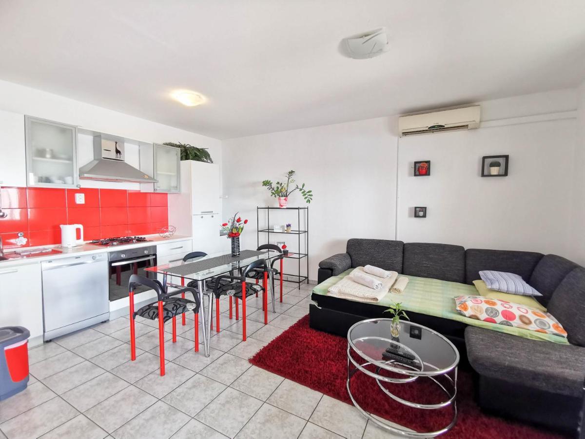 Turina Apartments Makarska Luaran gambar