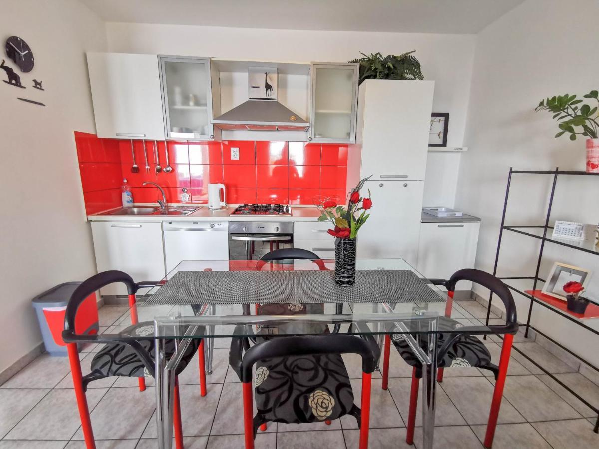 Turina Apartments Makarska Luaran gambar